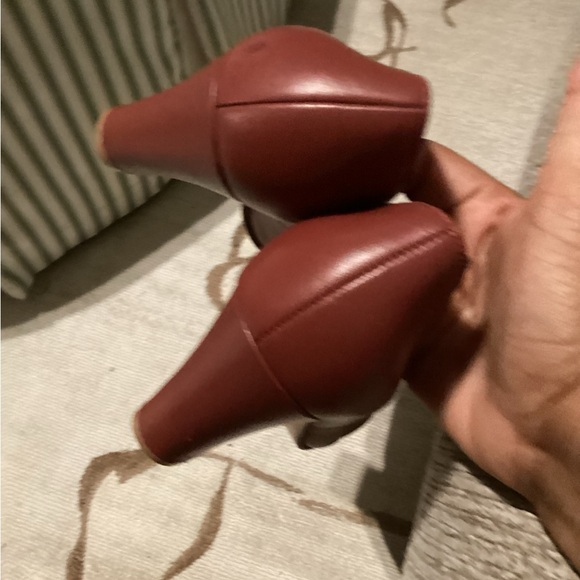 American Duchess Women's Burgundy Heels - Picture 10 of 11